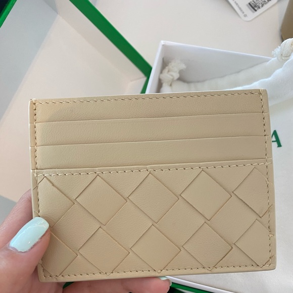 Bottega Veneta Accessories - Bottega Veneta Credit Card Case in Porridge